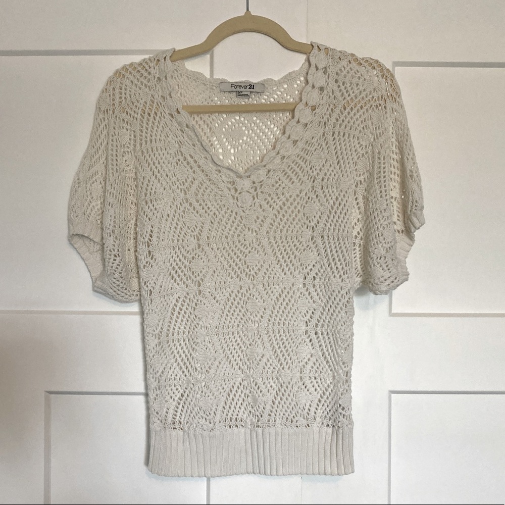 💥LAST CHANCE💥 Crochet/Sweater Top (Forever 21)